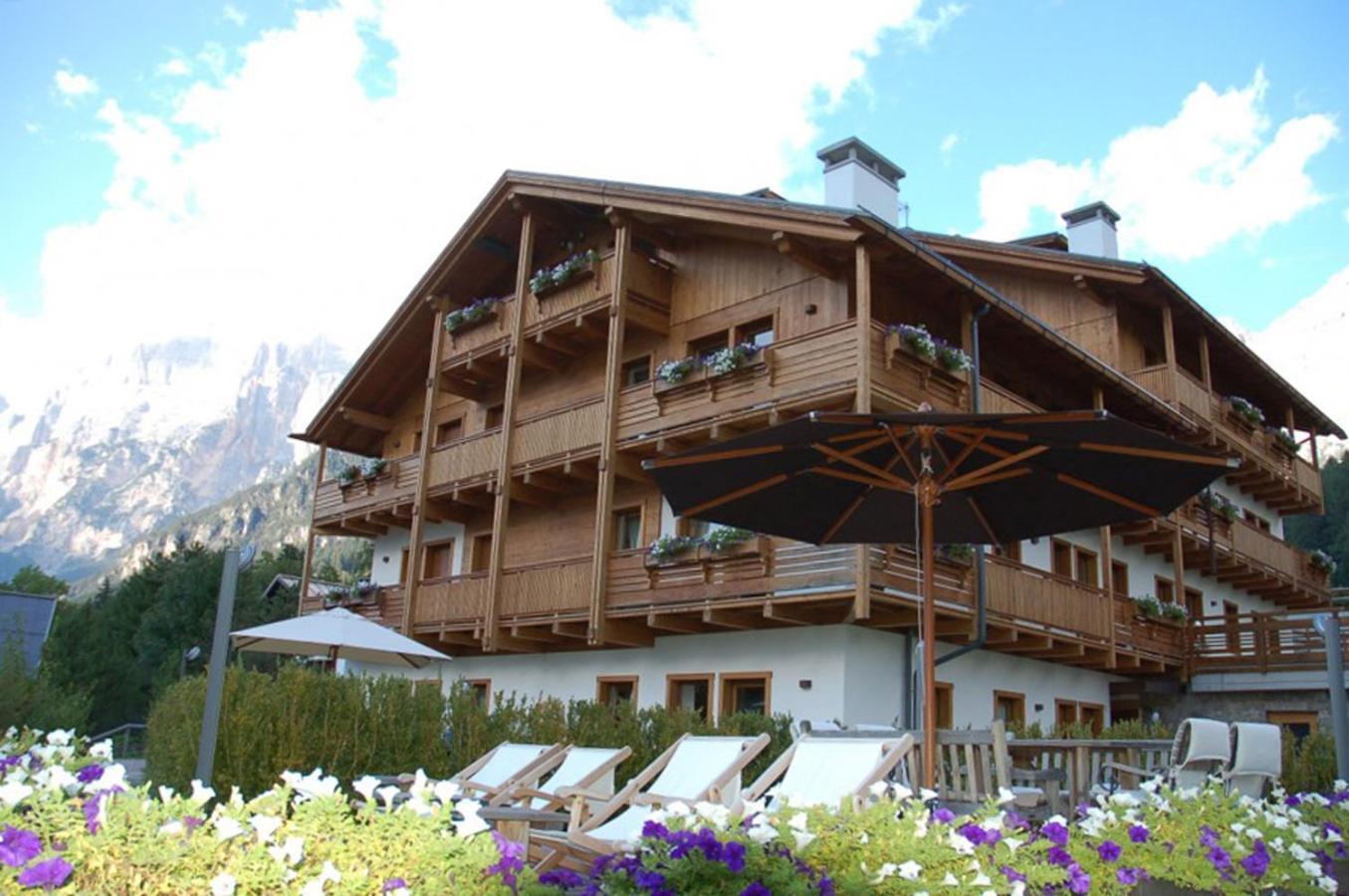 Ca' Del Sole Lejlighedshotel San Vito di Cadore Eksteriør billede
